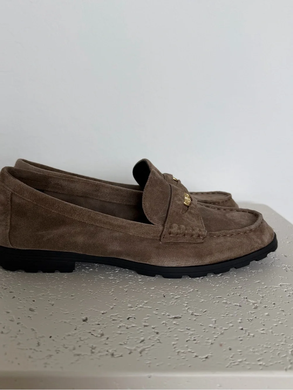 Veronica Beard Beige Suede Penny Lug-Sole Loafers